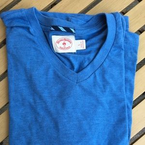Brooks Brothers V Neck T Shirt